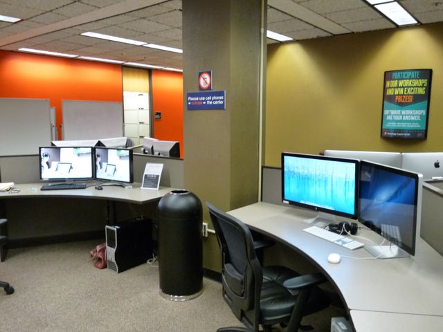 Workstations in the Technology Support Center