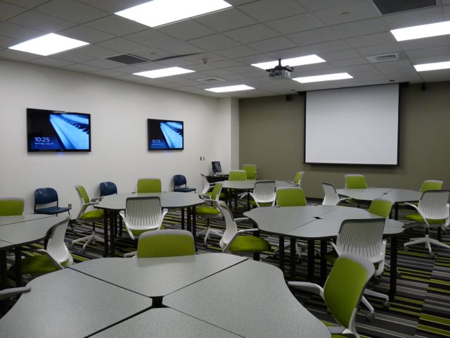 Collaborative Learning space in Undergraduate Learning Center available for faculty meetings and workshops as well as some classes