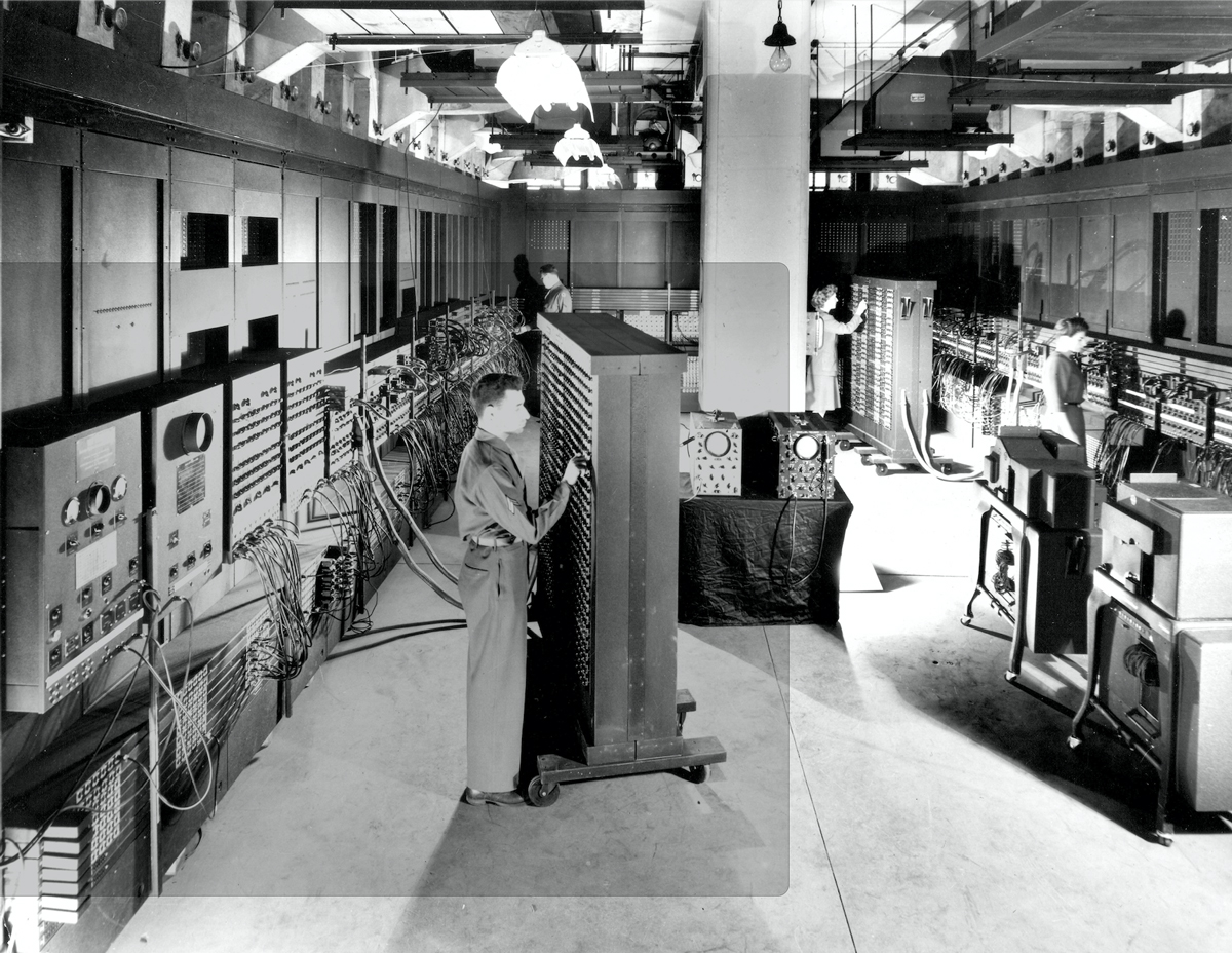 Women with Pioneering ENIAC Machine